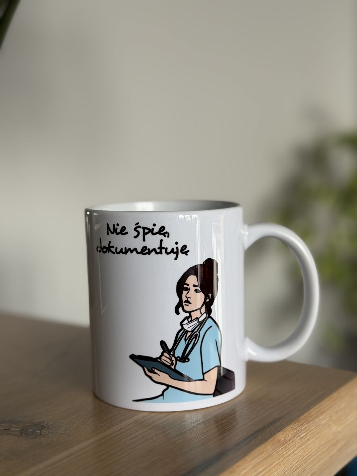 Kubek dla medyka "Nie śpię, dokumentuję"