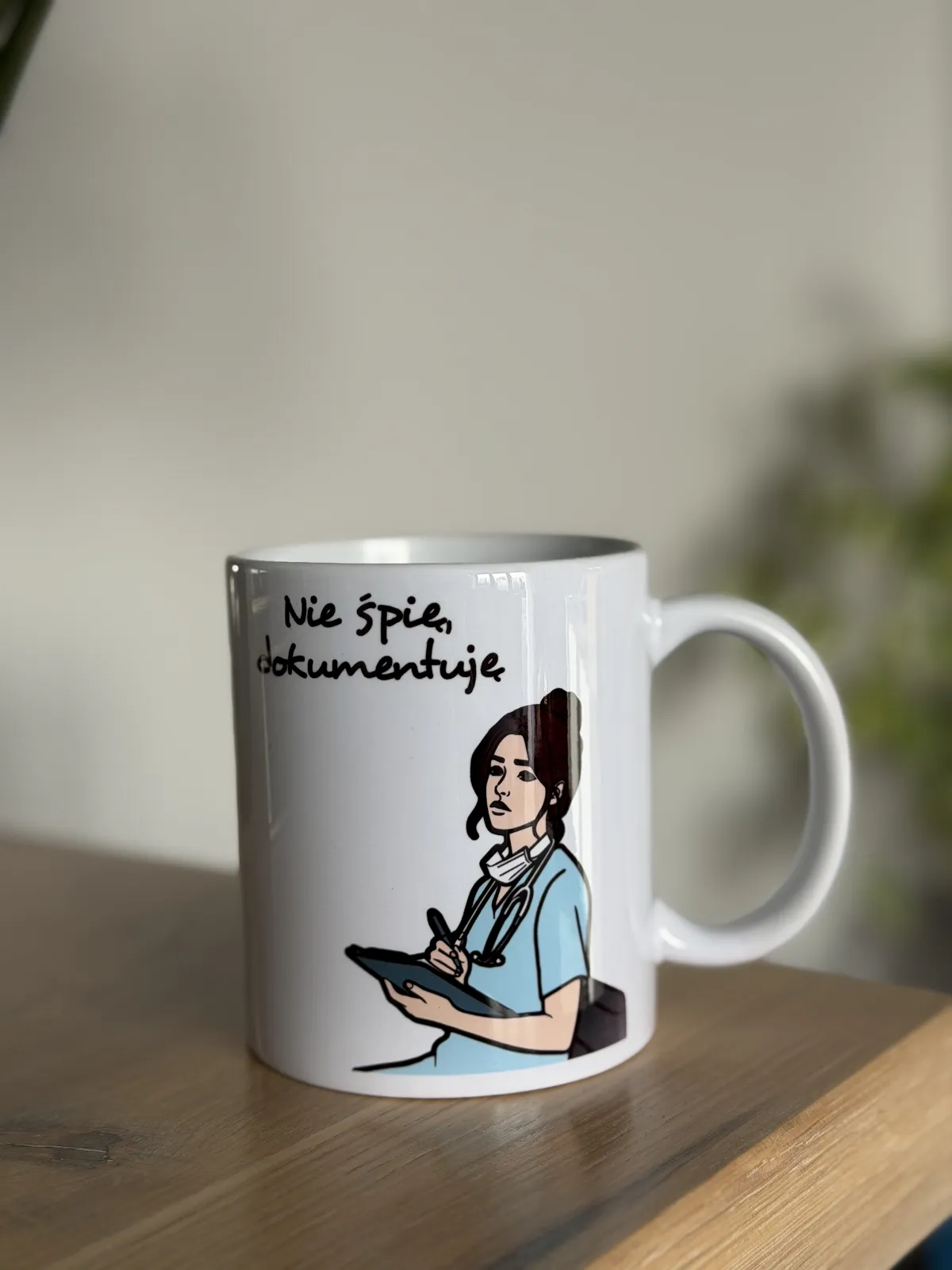 Kubek dla medyka "Nie śpię, dokumentuję"