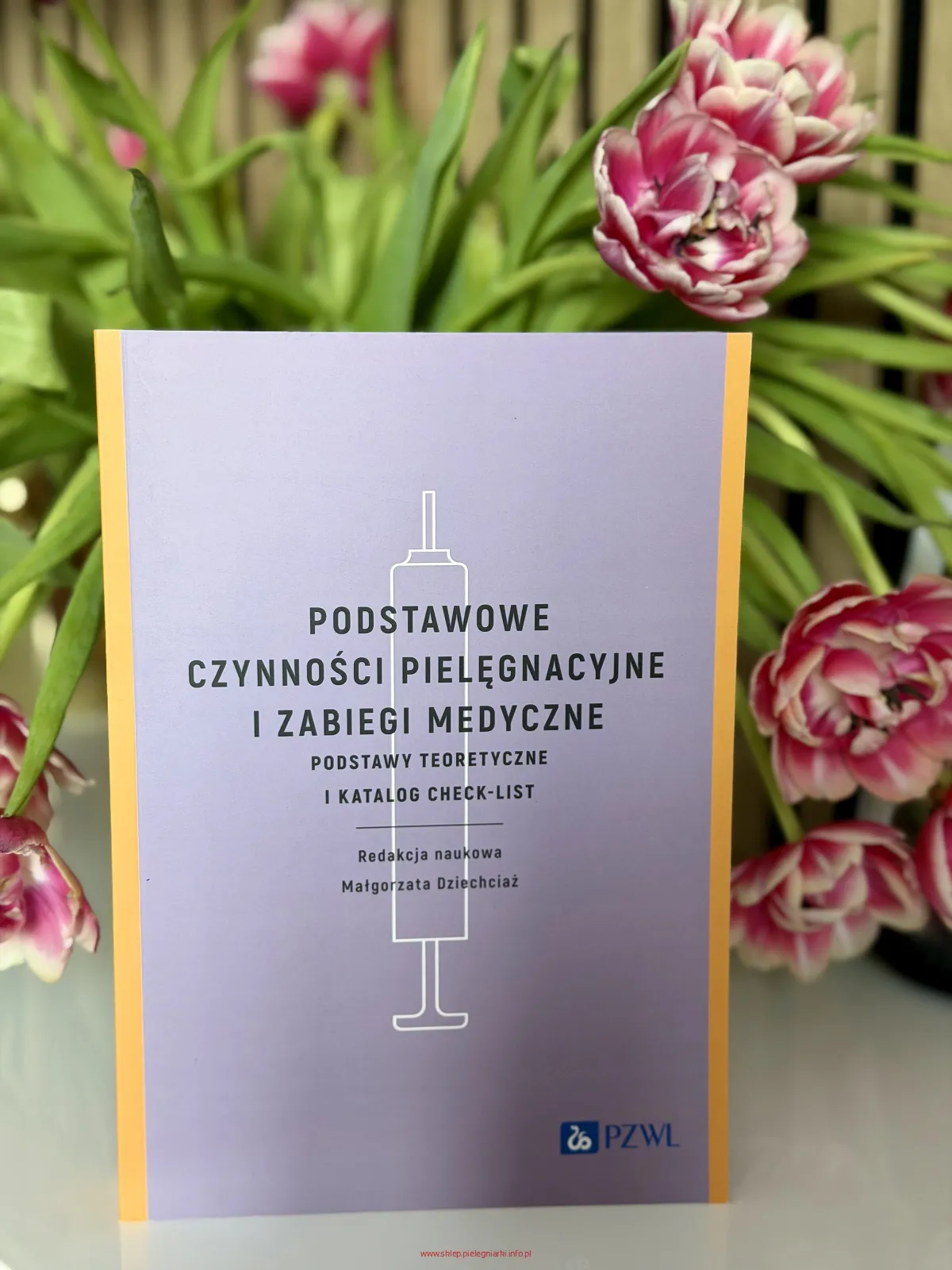 Podstawowe czynności pielęgnacyjne i zabiegi medyczne