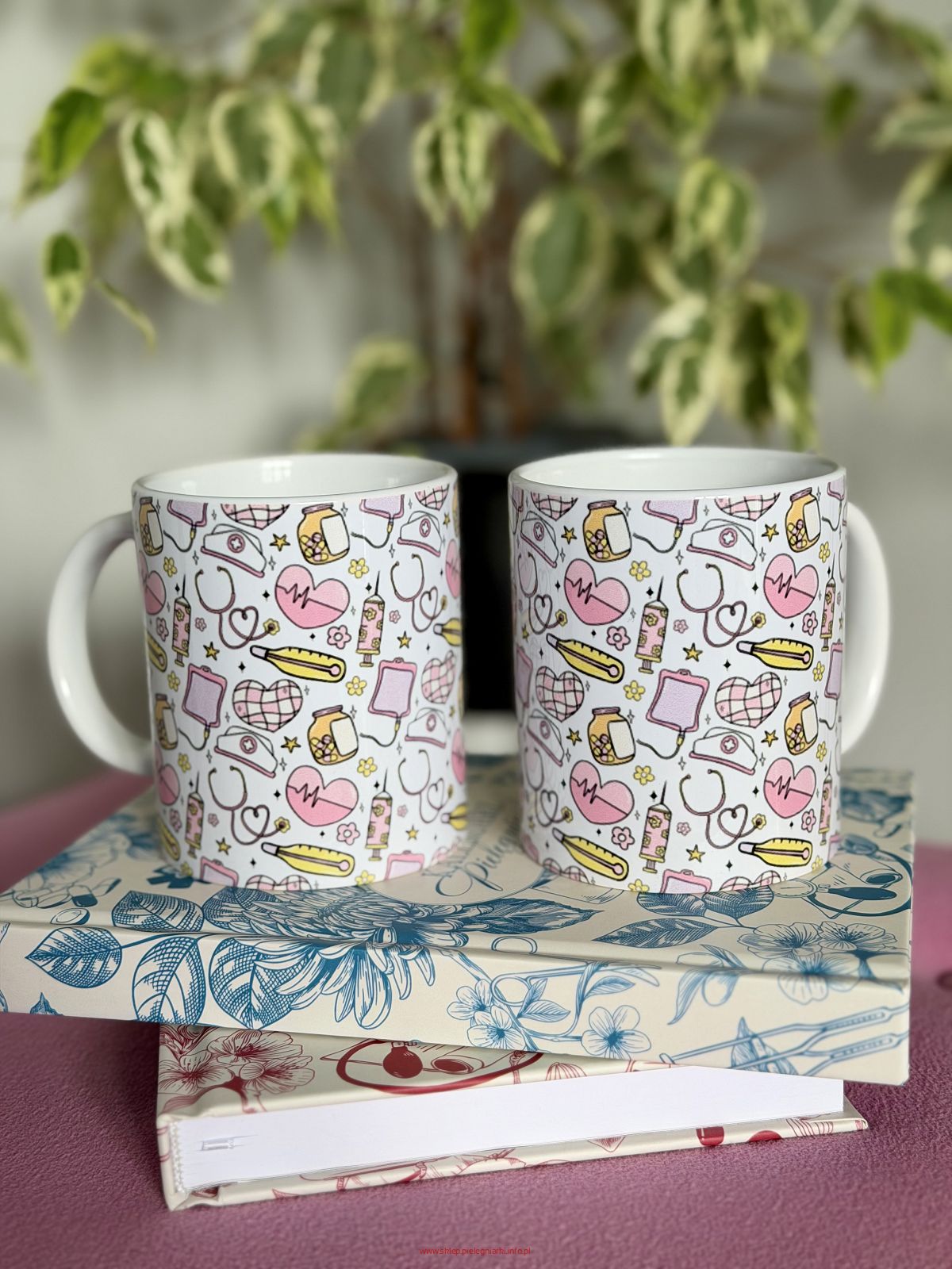 Kubek z medycznym nadrukiem PINK