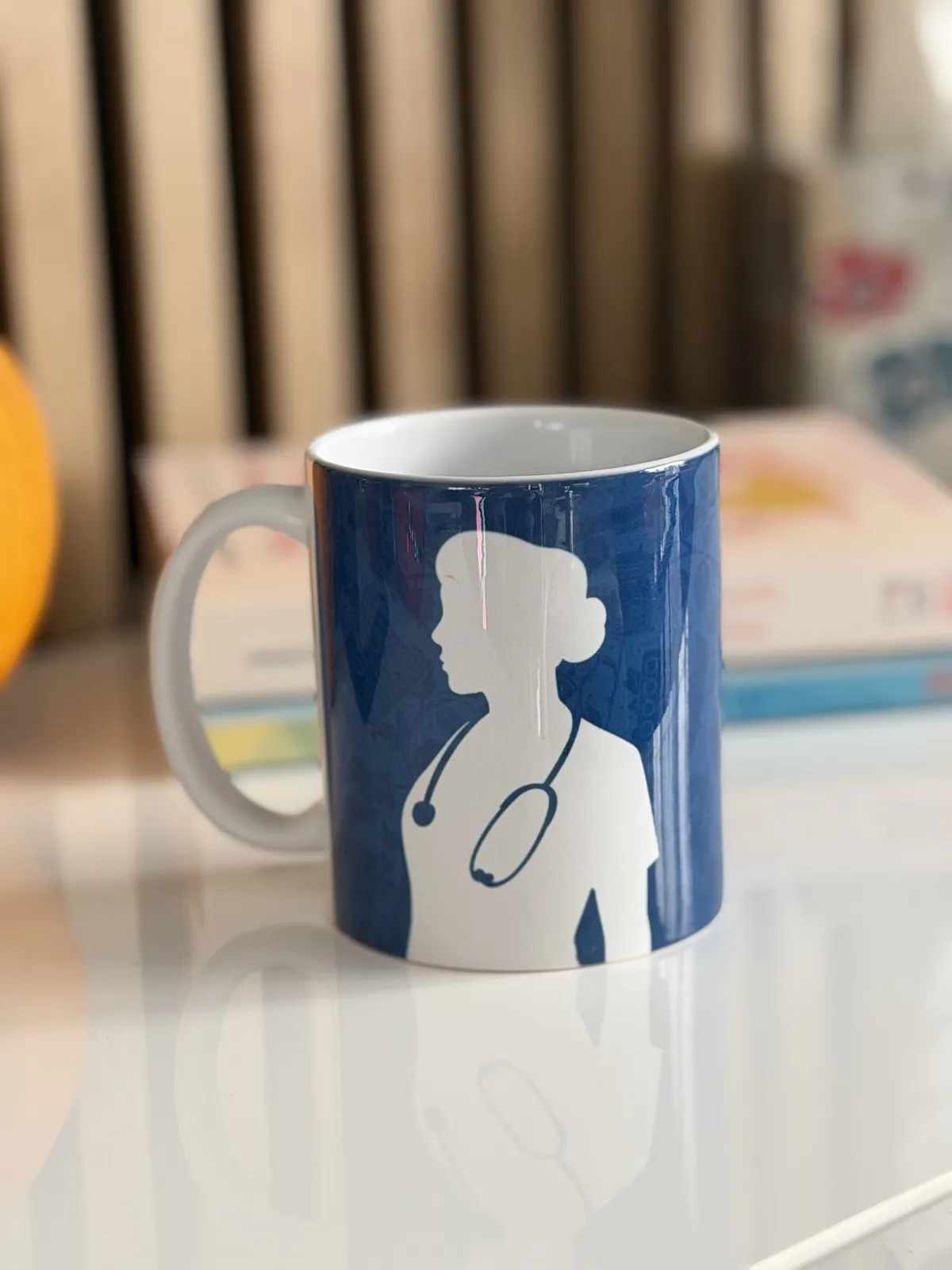 Kubek z nadrukiem medycznym NURSE NAVY BLUE
